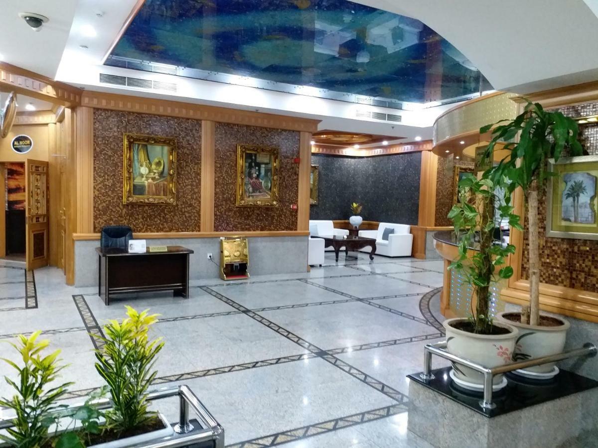 Taj Plaza Hotel Манама Екстер'єр фото