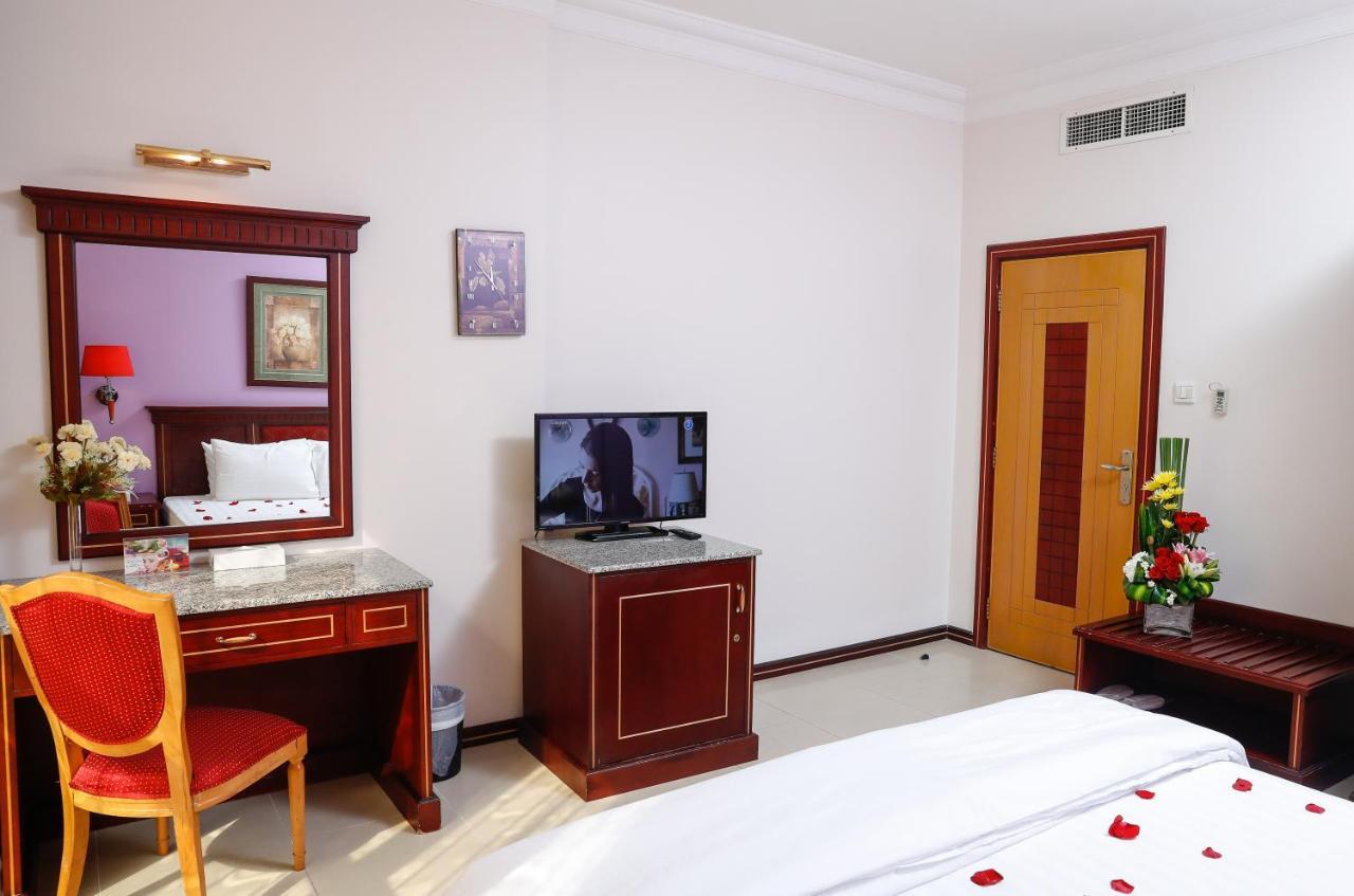Taj Plaza Hotel Манама Екстер'єр фото